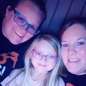 Meet your Posher, Dana